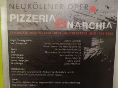 Pizzeria Anarchia 20151015 Neuköllner Oper - Besetzung_